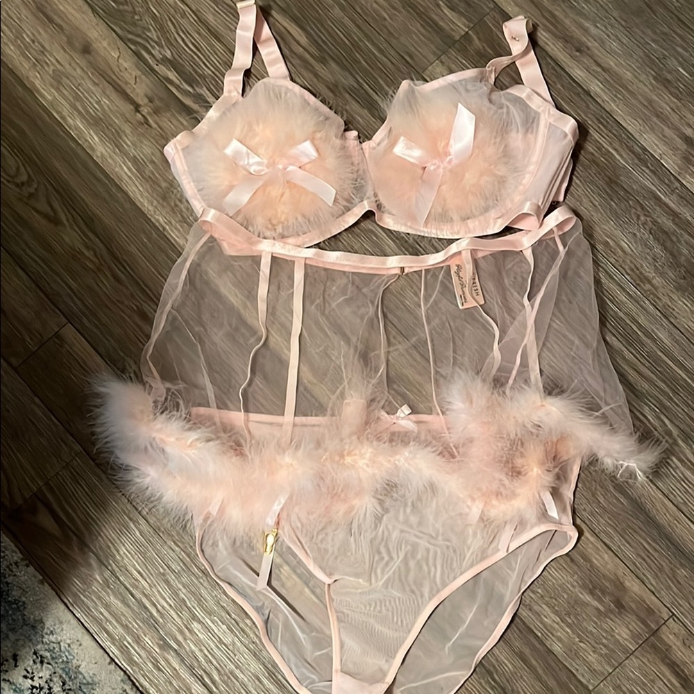 Gabi Fresh for Playful Promises lingerie set